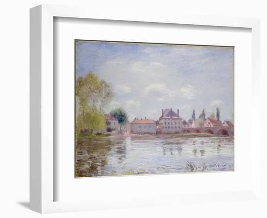 The Bridge at Moret-Sur-Loing, 1890-Alfred Sisley-Framed Giclee Print