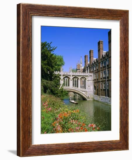 The Bridge of Sighs, St. John's College, Cambridge, Cambridgeshire, England, UK-Geoff Renner-Framed Photographic Print