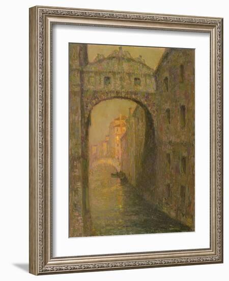 The Bridge of Sighs, Venice, C.1918 (Oil on Canvas)-Henri Eugene Augustin Le Sidaner-Framed Giclee Print