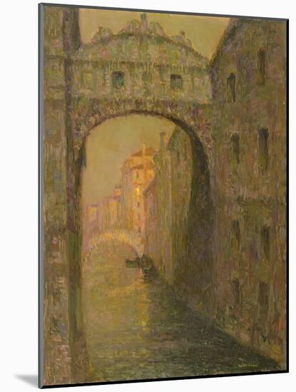 The Bridge of Sighs, Venice, C.1918 (Oil on Canvas)-Henri Eugene Augustin Le Sidaner-Mounted Giclee Print