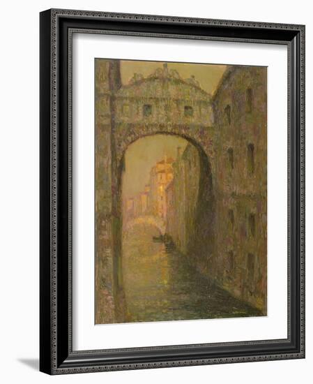 The Bridge of Sighs, Venice, C.1918 (Oil on Canvas)-Henri Eugene Augustin Le Sidaner-Framed Giclee Print