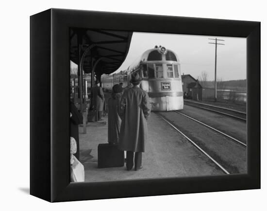 The Burlington Zephyr, East Dubuque, Illinois, c.1940-John Vachon-Framed Stretched Canvas