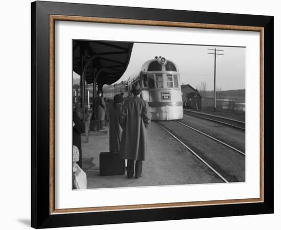 The Burlington Zephyr, East Dubuque, Illinois, c.1940-John Vachon-Framed Photo