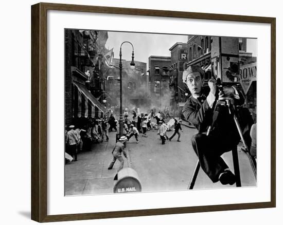 The Cameraman, 1928-null-Framed Photographic Print