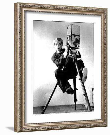 The Cameraman, Buster Keaton, 1928, Newsreel Camera-null-Framed Photo