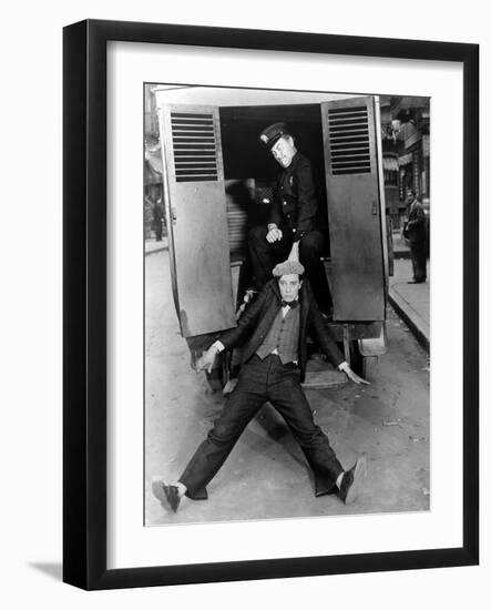 The Cameraman, Buster Keaton, 1928-null-Framed Photo