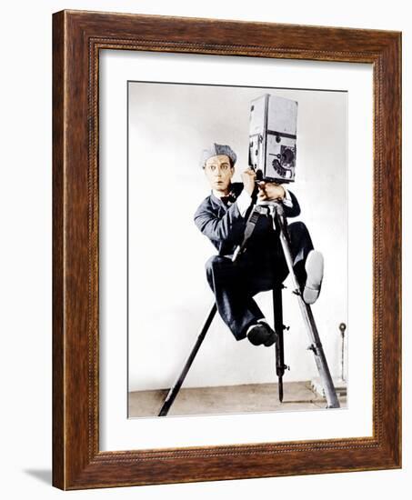 The Cameraman, Buster Keaton, 1928-null-Framed Photo