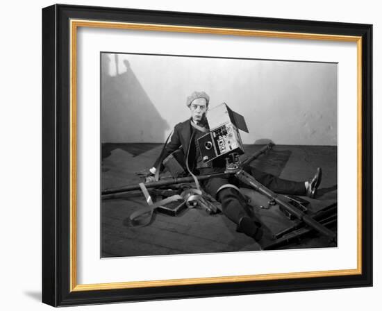 The Cameraman, Buster Keaton, 1928-null-Framed Premium Photographic Print
