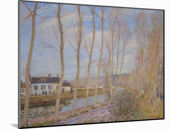 The Canal at Loing, 1892-Alfred Sisley-Mounted Giclee Print