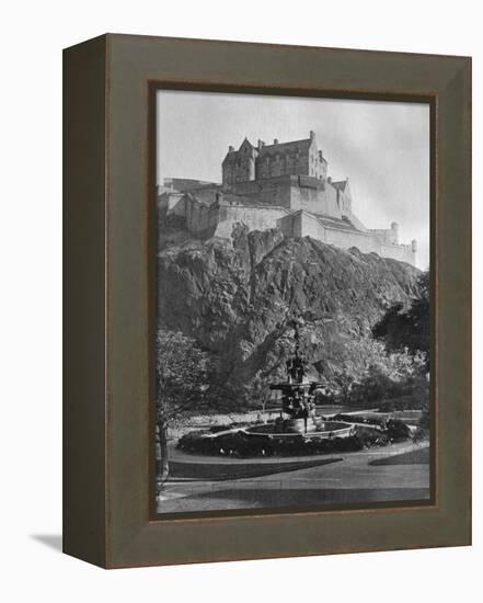 The Castle and Ross Fountain, Edinburgh, 1924-1926-Alfred Hind Robinson-Framed Premier Image Canvas