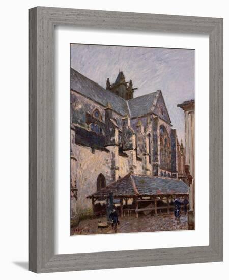 The Church at Moret in the Rain, 1894 (Oil on Canvas)-Alfred Sisley-Framed Giclee Print