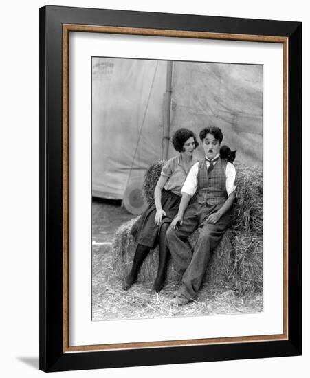 The Circus, Merna Kennedy And Charlie Chaplin, 1928-null-Framed Photo