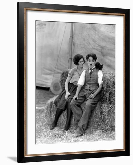 The Circus, Merna Kennedy And Charlie Chaplin, 1928-null-Framed Photo