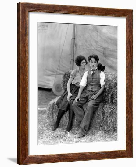 The Circus, Merna Kennedy And Charlie Chaplin, 1928-null-Framed Photo