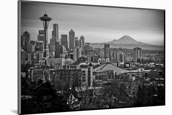 The City Skyline of Seattle, Washington from Kerry Park - Queen Anne - Seattle, Washington-Dan Holz-Mounted Photographic Print