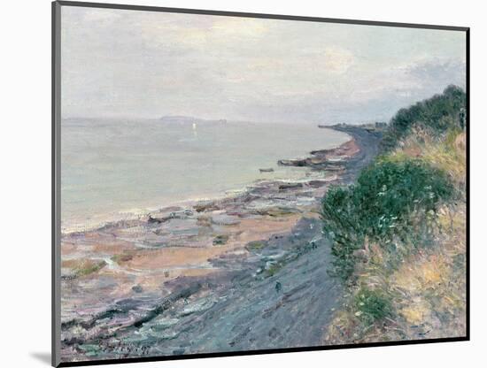 The Cliff at Penarth, Evening, Low Tide, 1897 (Oil on Canvas)-Alfred Sisley-Mounted Giclee Print