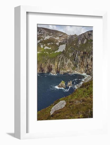 The cliffs at Slieve League, near Killybegs, County Donegal, Ulster, Republic of Ireland, Europe-Nigel Hicks-Framed Photographic Print