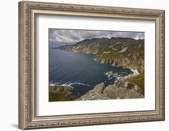 The cliffs at Slieve League, near Killybegs, County Donegal, Ulster, Republic of Ireland, Europe-Nigel Hicks-Framed Photographic Print