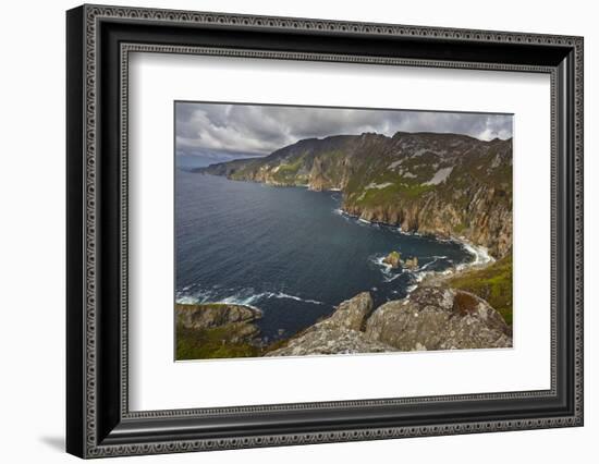 The cliffs at Slieve League, near Killybegs, County Donegal, Ulster, Republic of Ireland, Europe-Nigel Hicks-Framed Photographic Print