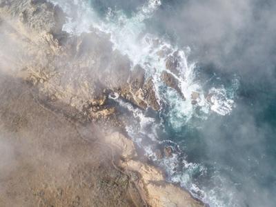 'The cold water of the Pacific Ocean washes onto the coast of Sonoma in ...