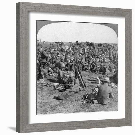 The Coldstream Company on the Great Transvaal Campaign, South Africa, Boer War, 1900-Underwood & Underwood-Framed Giclee Print