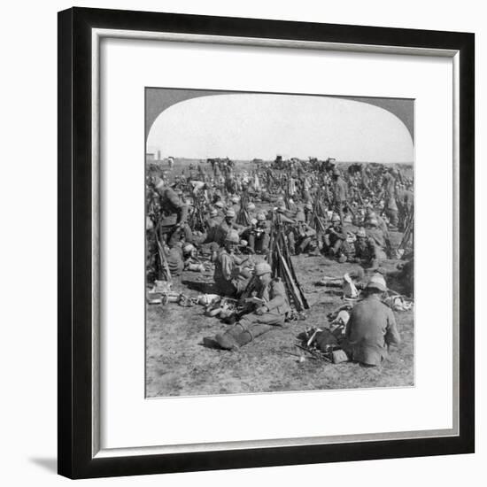 The Coldstream Company on the Great Transvaal Campaign, South Africa, Boer War, 1900-Underwood & Underwood-Framed Giclee Print