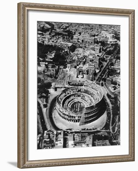 The Colosseum in Rome-Bettmann-Framed Photographic Print