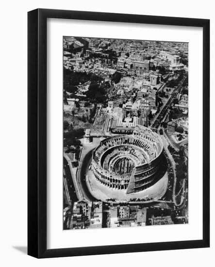The Colosseum in Rome-Bettmann-Framed Photographic Print