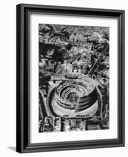 The Colosseum in Rome-Bettmann-Framed Photographic Print