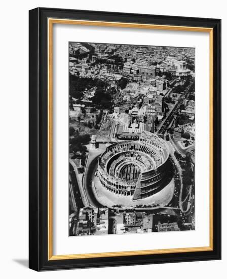 The Colosseum in Rome-Bettmann-Framed Photographic Print