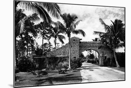 The Commercial Entrance, Miami, May 9Th, 1925-null-Mounted Photographic Print