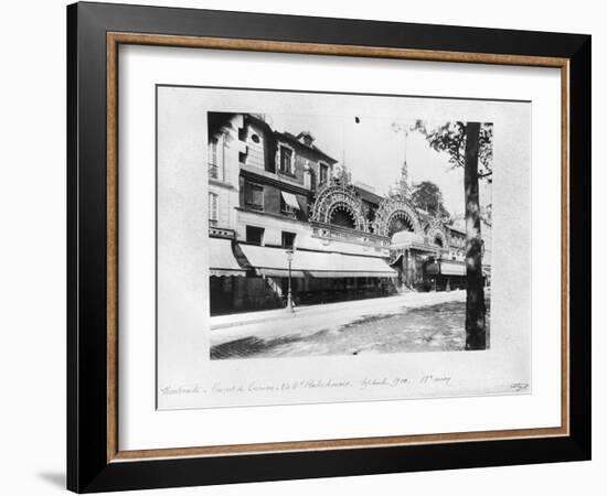 The Concert De Trianon in Paris, 84 Boulevard Rochechouart, September 1900-Eugene Atget-Framed Giclee Print