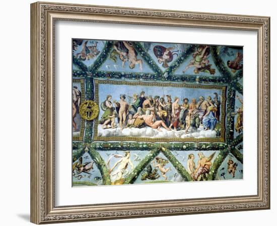 The Council of the Gods, Ceiling Decoration from the "Loggia of Cupid and Psyche," 1510-17-Giulio Romano-Framed Giclee Print