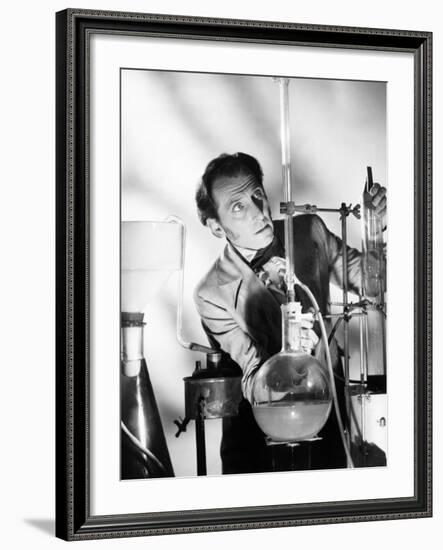 The Curse of Frankenstein, Peter Cushing, 1957-null-Framed Photo