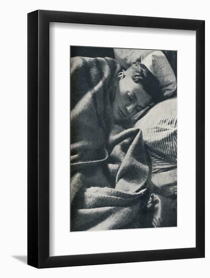 'The day is over', 1941-Cecil Beaton-Framed Photographic Print