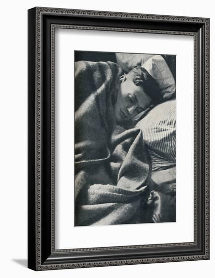 'The day is over', 1941-Cecil Beaton-Framed Photographic Print