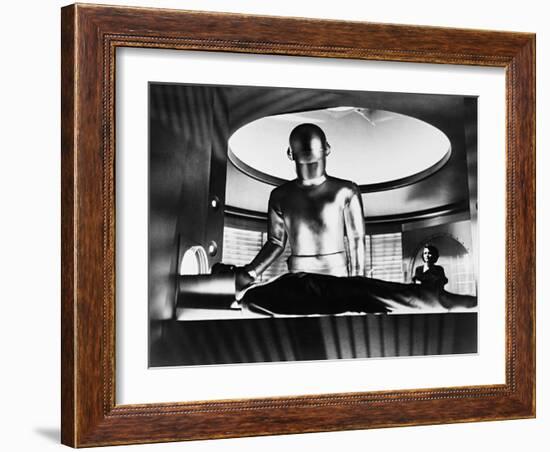 The Day the Earth Stood Still 1951-null-Framed Photographic Print