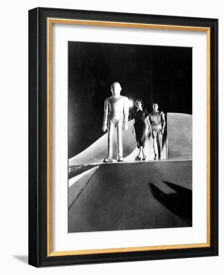 The Day the Earth Stood Still, Patricia Neal, Michael Rennie, 1951-null-Framed Photo