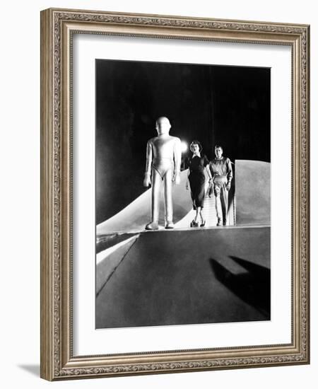 The Day the Earth Stood Still, Patricia Neal, Michael Rennie, 1951-null-Framed Premium Photographic Print