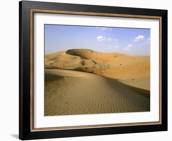 The desert near al-'Ain - sand dunes in striking pink colour-Werner Forman-Framed Giclee Print