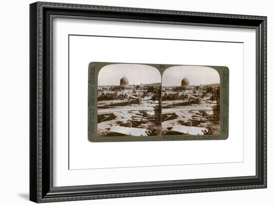 The Dome of the Rock, Where the Temple Alter Stood, Mount Moriah, Jerusalem, Palestine, 1900-Underwood & Underwood-Framed Giclee Print