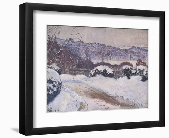 The Dorking Road, Coldharbour, in Snow, 1916 (Oil on Canvas)-Lucien Pissarro-Framed Giclee Print