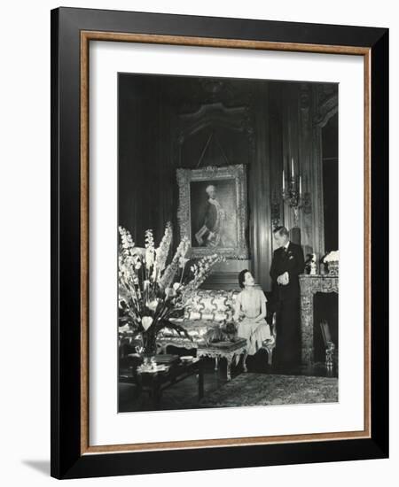 The Duke and the Duchess of Windsor in Paul Louis Weiller's House, Paris, France, 1949-Cecil Beaton-Framed Photographic Print