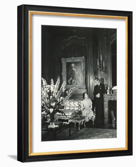 The Duke and the Duchess of Windsor in Paul Louis Weiller's House, Paris, France, 1949-Cecil Beaton-Framed Photographic Print