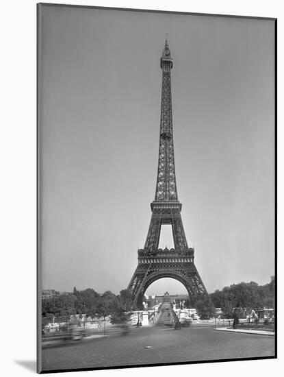 The Eiffel Tower, 1887-89-Alexandre-Gustave Eiffel-Mounted Giclee Print