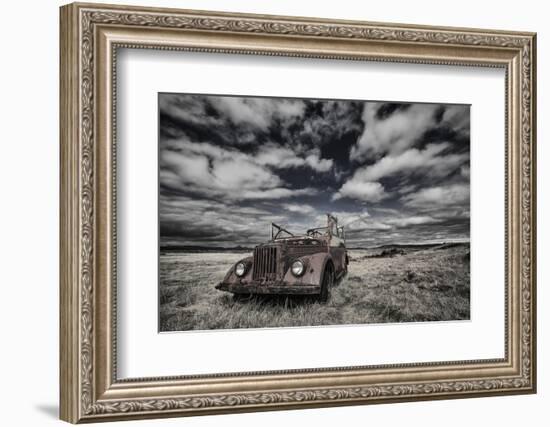 The Eyes-Bragi Ingibergsson --Framed Photographic Print