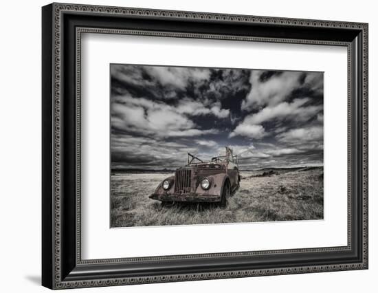 The Eyes-Bragi Ingibergsson --Framed Photographic Print