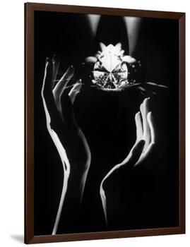 The Famous Diamond Louis Cartier Assured for $5 Million, New York, December 14, 1976-null-Framed Photo