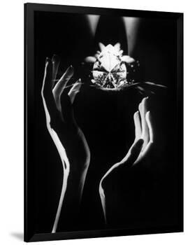 The Famous Diamond Louis Cartier Assured for $5 Million, New York, December 14, 1976-null-Framed Photo