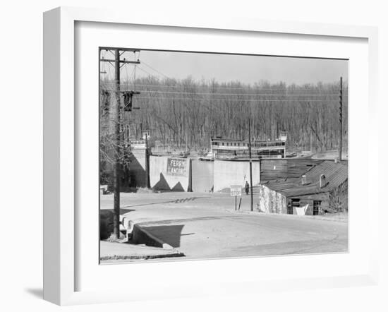 The Ferry landing in Vicksburg, Mississippi, 1936-Walker Evans-Framed Photographic Print